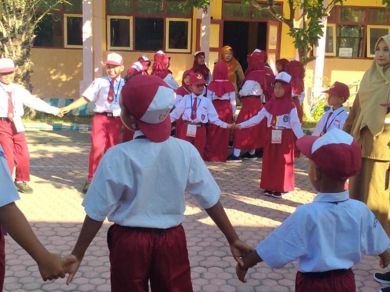 KEGIATAN MASA PENGENALAN LINGKUNGAN SEKOLAH